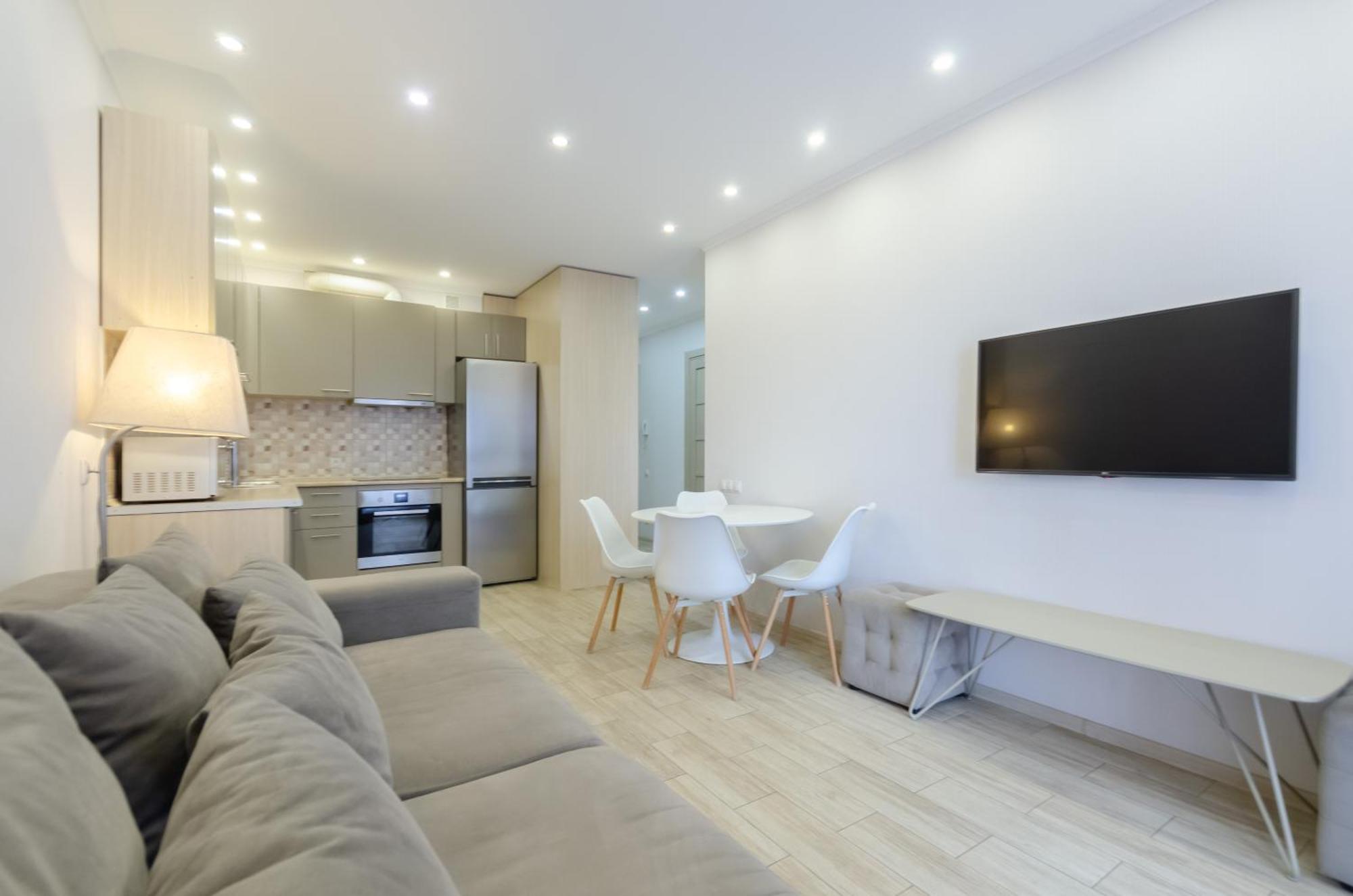 Petrovdom Apartments 3-143 In Rc Central Park, 7 John Mccain Street Kiev Esterno foto
